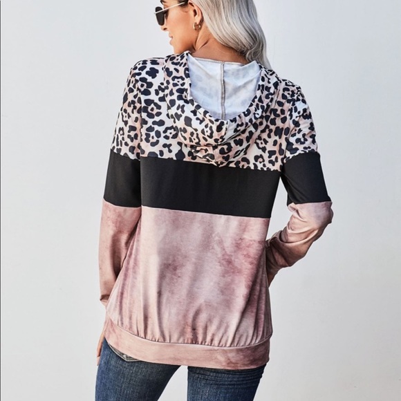 🆕 Marbled Leopard Color Block Hoodie Blush - Picture 4 of 7